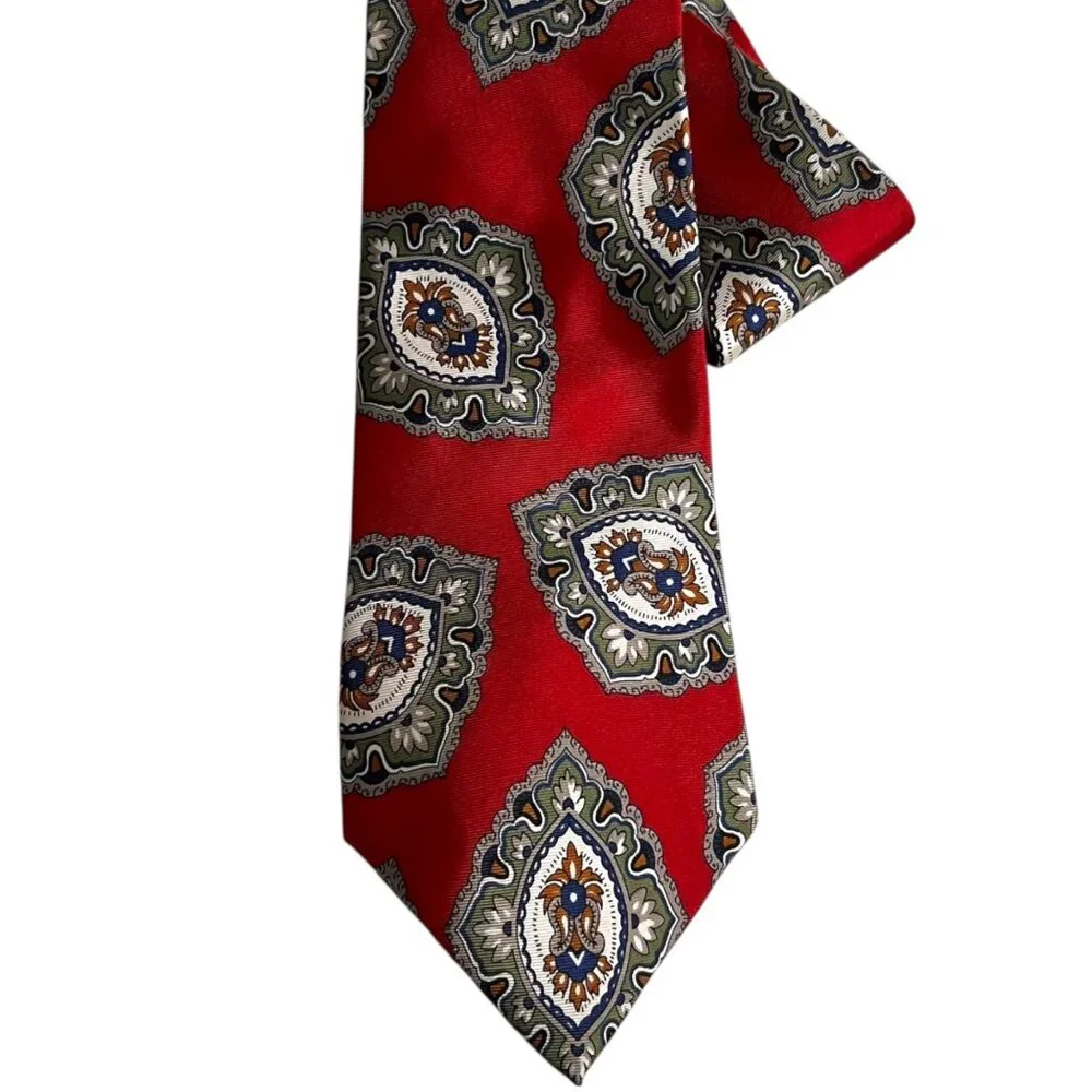 Vintage Halston‎ Men's Red Silk Medallion Pattern Professional Career Necktie